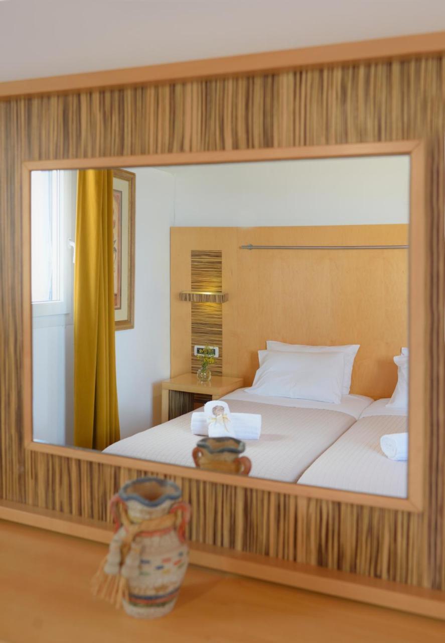 Adonis Rooms Kalo Livadi Extérieur photo