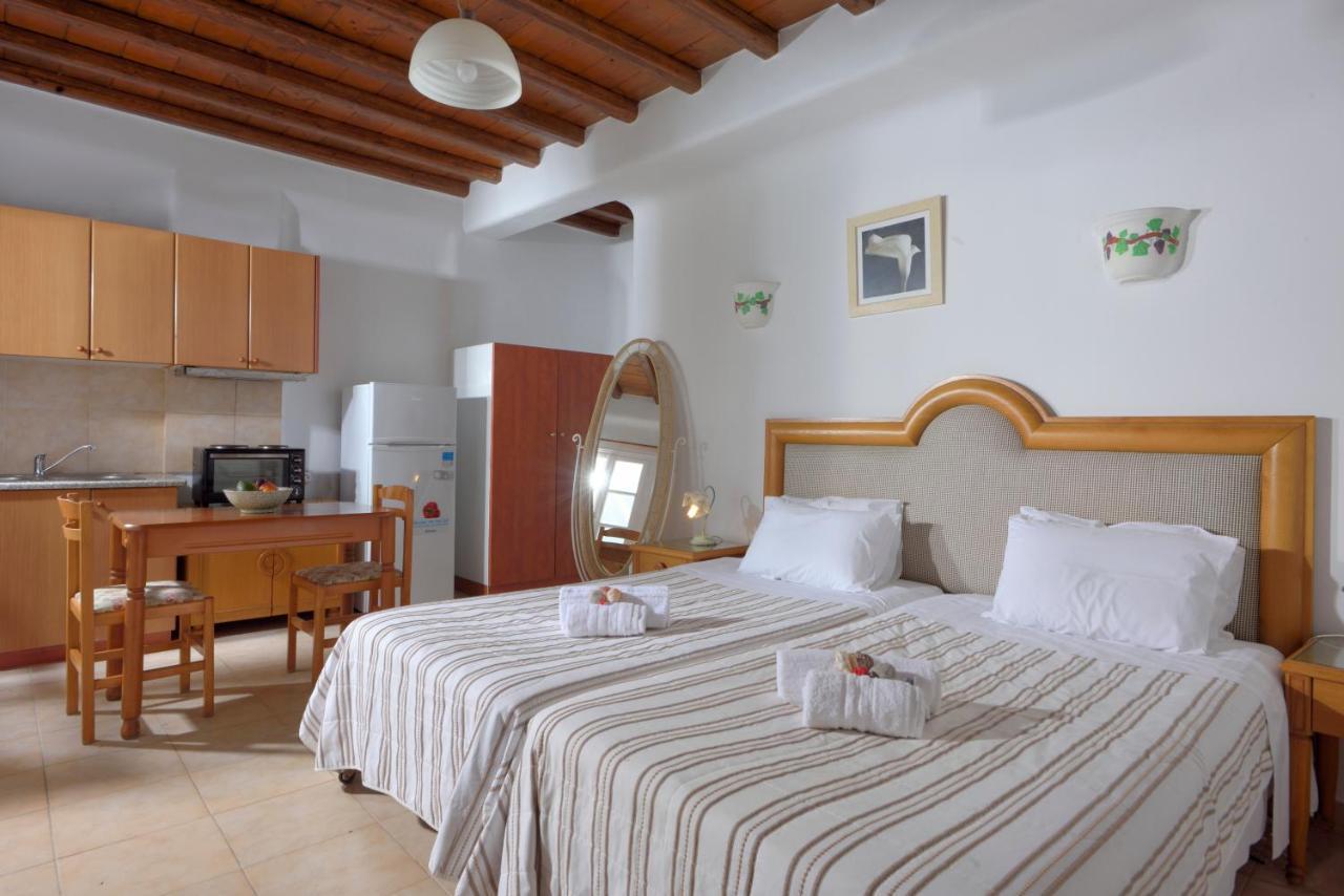 Adonis Rooms Kalo Livadi Extérieur photo